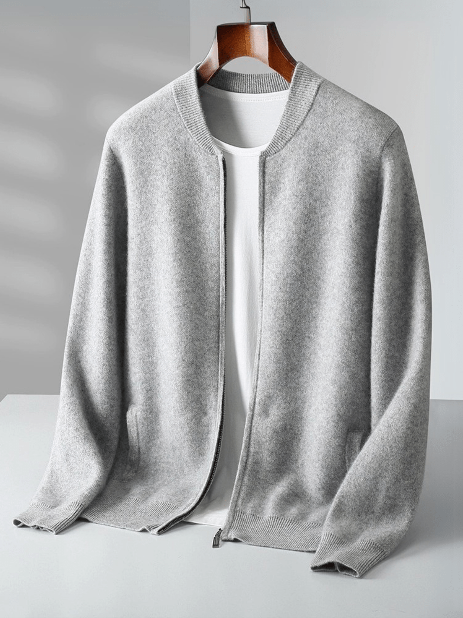 Lightweight Wool Zip Cardigan - Louvelle