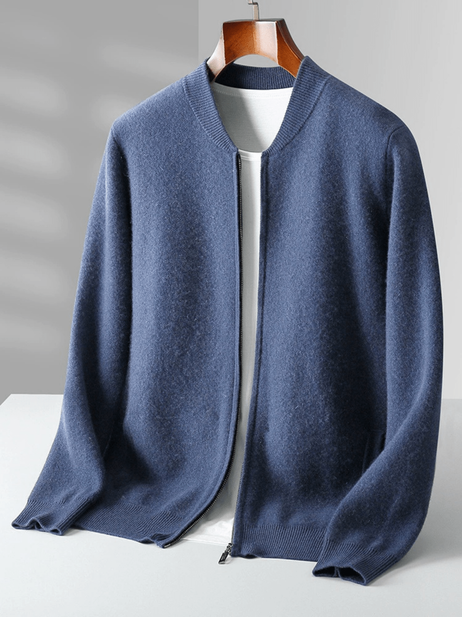 Lightweight Wool Zip Cardigan - Louvelle